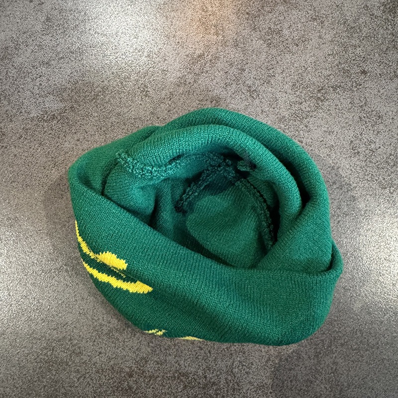 Tree Frog Print Beanie Men Wom - огляд і ціна Beanie Cuffed Knit